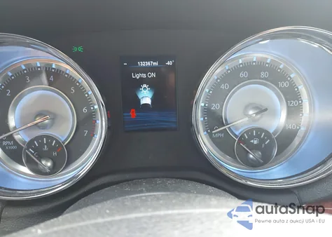 2013 Chrysler 300 Motown from USA, damaged, VIN 2C3CCAAG2DH574689